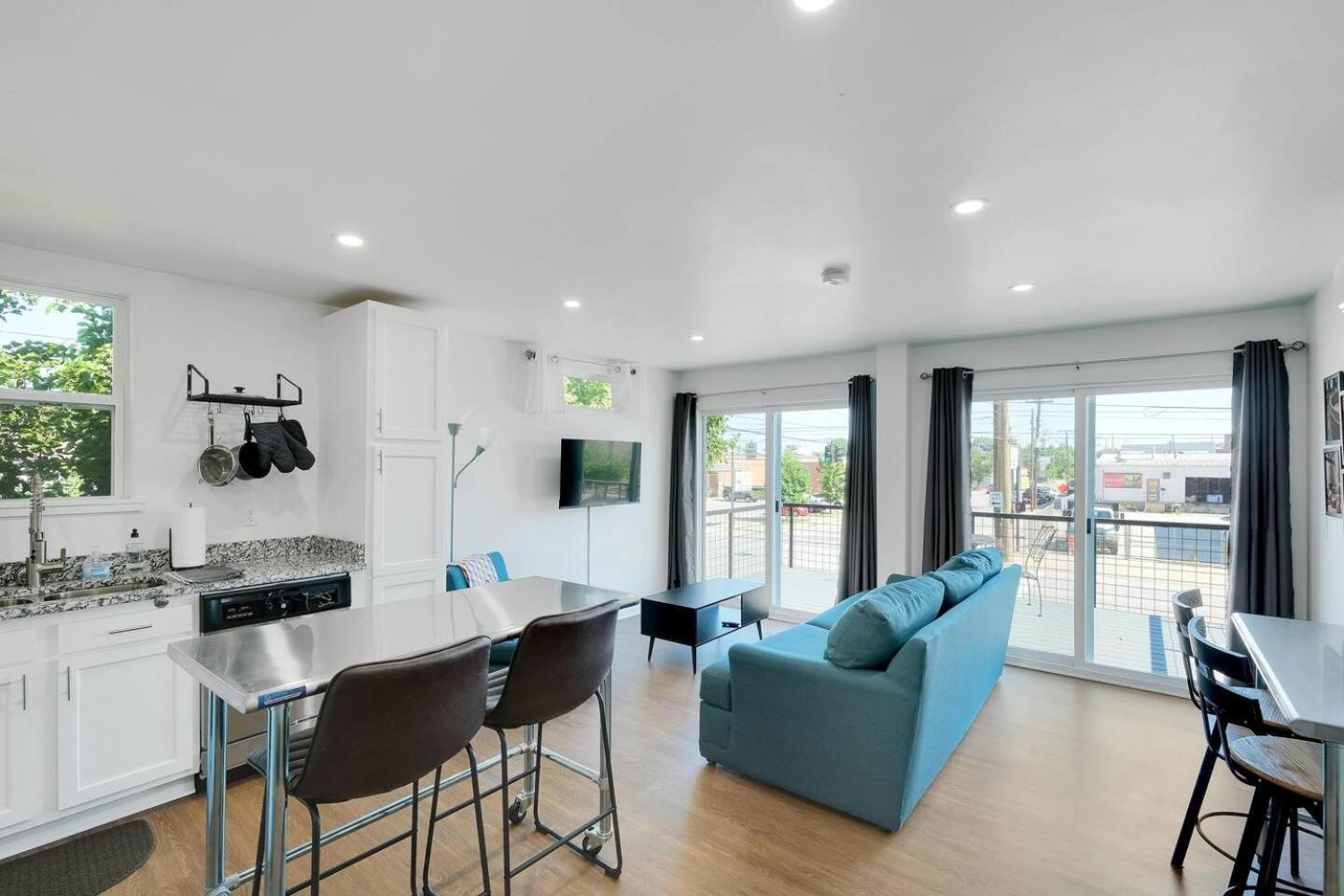 Experience The Unique Re-nu Shipping Container #4 * Louisville