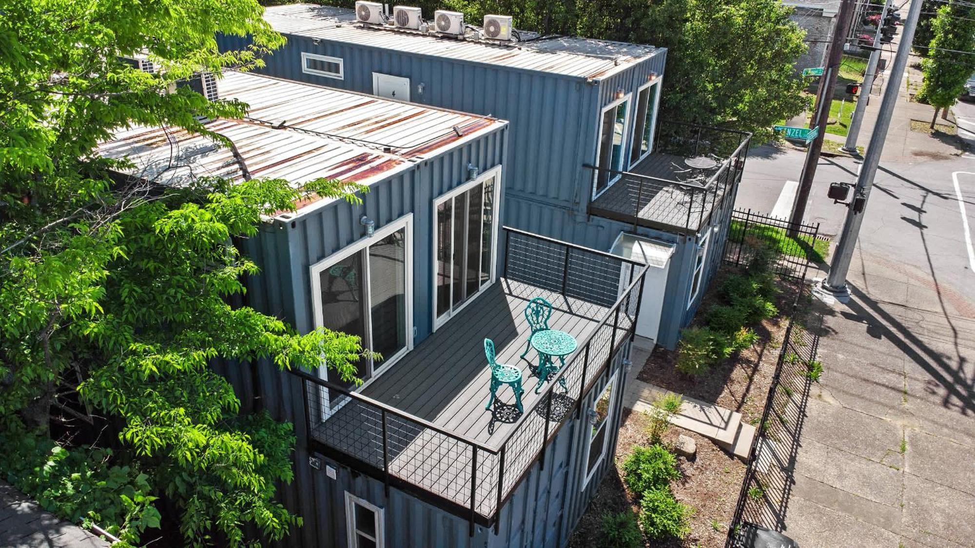 Experience The Unique Re-nu Shipping Container #4 Apartment