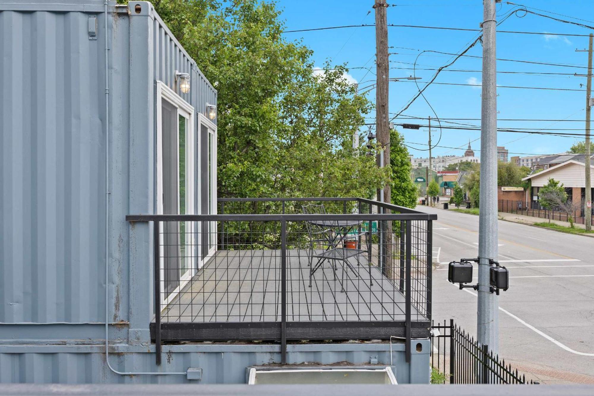 Experience The Unique Re-nu Shipping Container #4 Apartment *